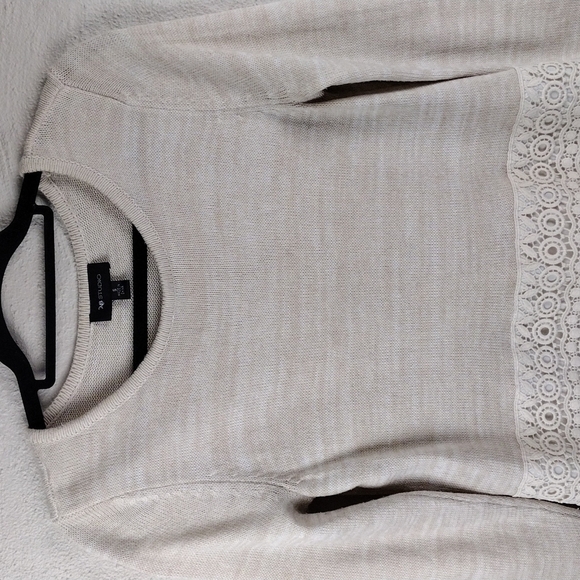 𝅺ab Studio Wheat Scoop Neckline Long Sleeve Layered Shirt Crochet Hem Sweater - Picture 2 of 12